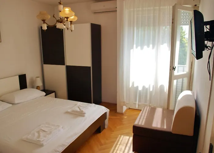 Monsignor Apartment *