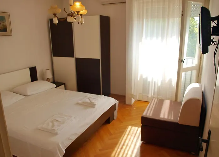 Apartment Monsignor Split
