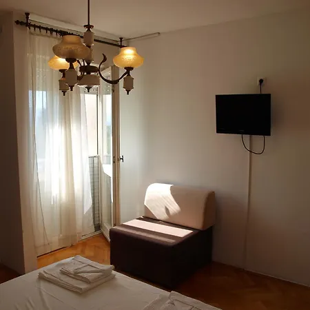 アパート Monsignor *