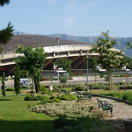 Monsignor スプリト