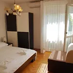Monsignor Апартаменты *
