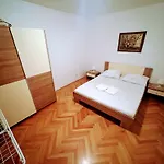 Monsignor Апартаменты *